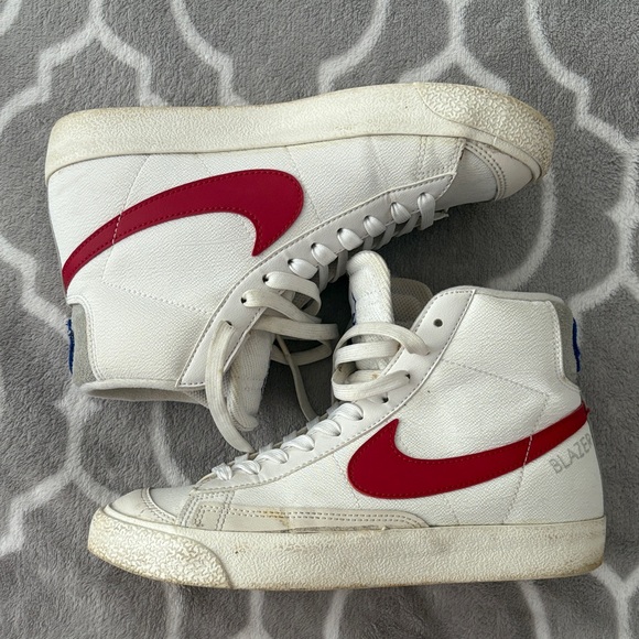 Nike blaze White and Red High-Top Athletic Shoes - Picture 2 of 10